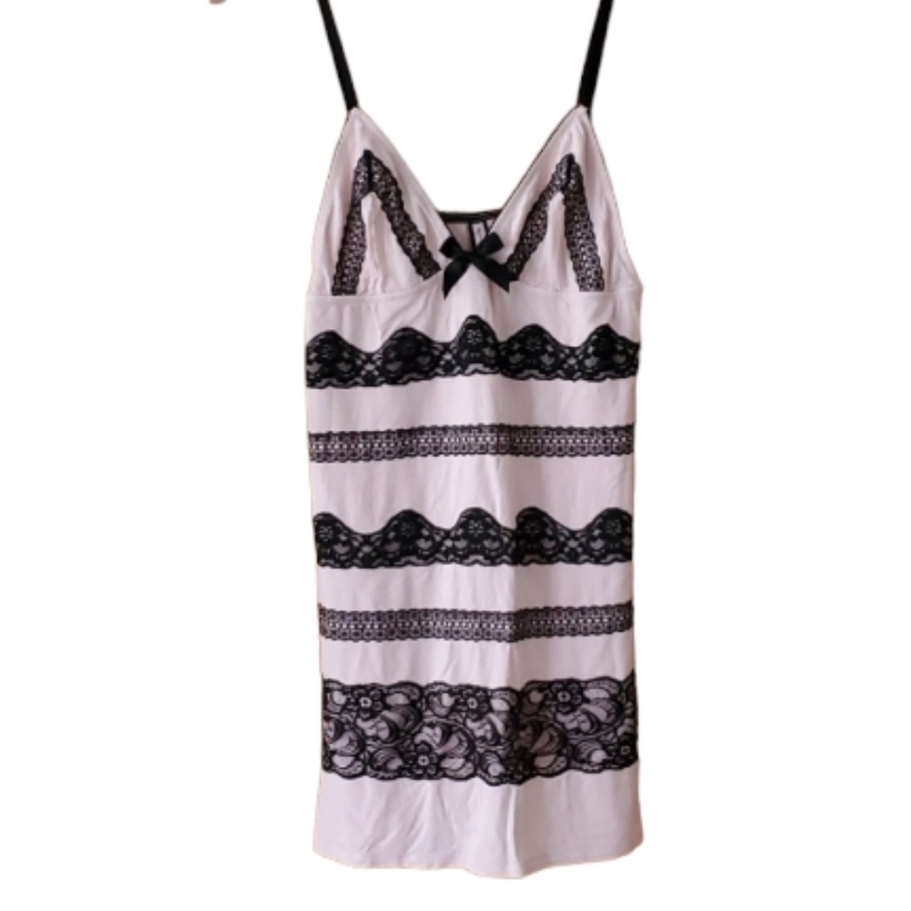Victoria's‎ Secret Sexy Little Things Pale Pink Nightgown with Black Lace Size L